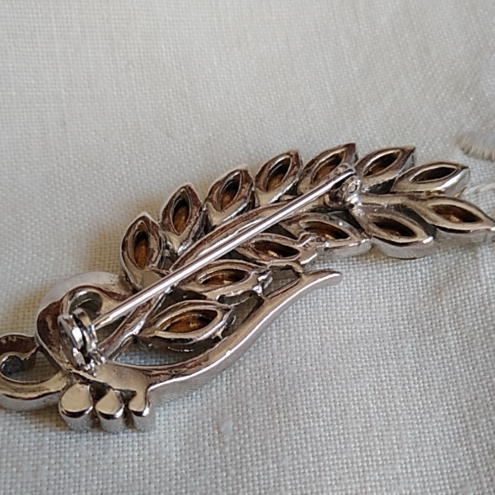 Vintage Rhinestone Leaf Set Earrings & Pin - Picture 7 of 7